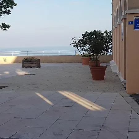 Vista Mare Cap Esterel Agay Apartment *