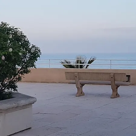 Vista Mare Cap Esterel Agay شقة