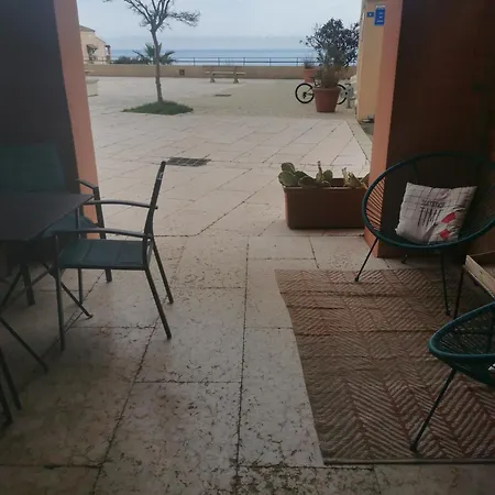 Vista Mare Cap Esterel Agay Apartament *