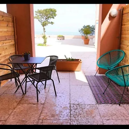 Cap Esterel Sport Et Nature, Dans Village Pierres Et * Saint-Raphael (Var)