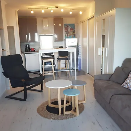 Apartment Cap Esterel Sport Et Nature, Dans Village Pierres Et Saint-Raphael (Var)