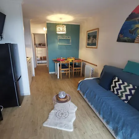 Cap Esterel Sport Et Nature, Dans Village Pierres Et Apartment Saint-Raphael (Var)