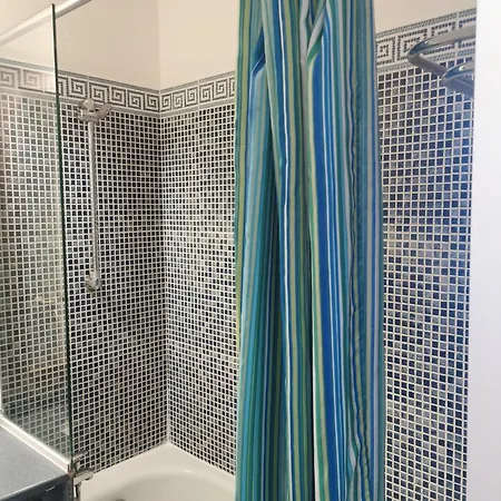 Cap Esterel Sport Et Nature, Dans Village Pierres Et Apartment Saint-Raphael (Var)