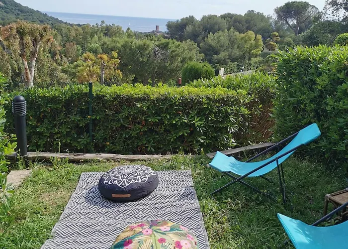 Vista Mare Cap Esterel Agay Lägenhet *
